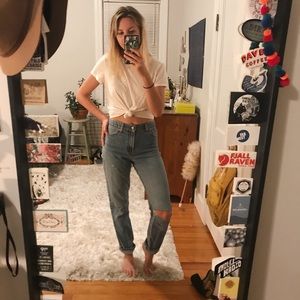 Vintage old navy ripped mom jeans